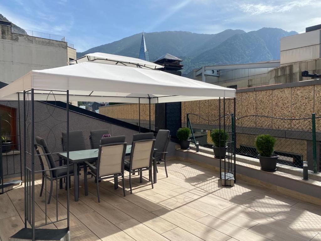 Apartament Amplio Atico Con Terraza En Andorra Centro Les Escaldes Zewnętrze zdjęcie